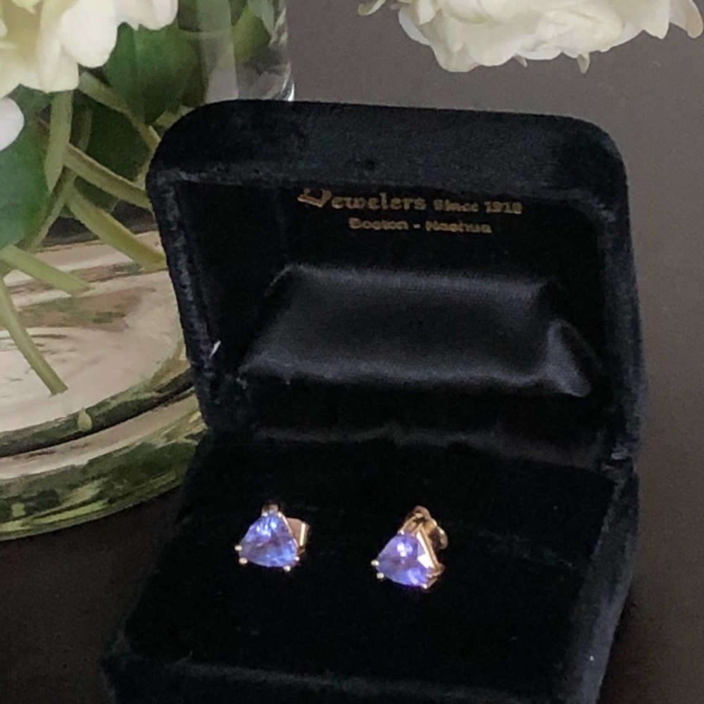Tanzanite 14K trillion cut stud earrings